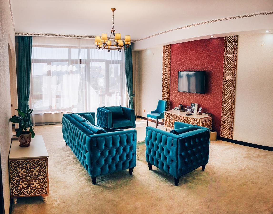 Megapolis Hotel Шымкент Экстерьер фото